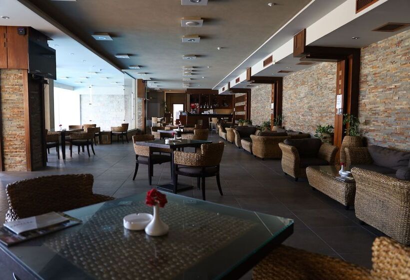 هتل Panacea Suites