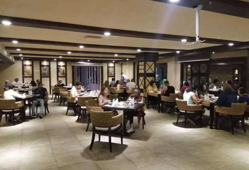 هتل Panacea Suites