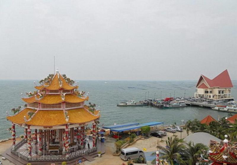 Internet Comic Café Yomihoo   Adults Only   Hostel