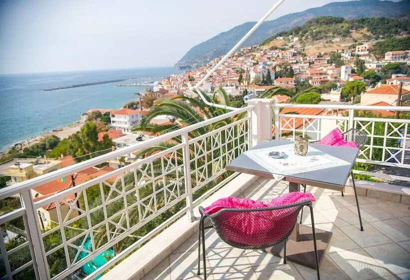 Maria Plomari Apartments