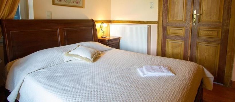 פנסיון Archontiko