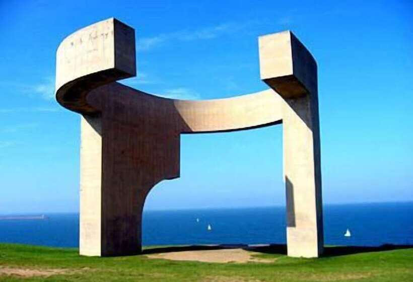 Albergue El Peregrín Hostel