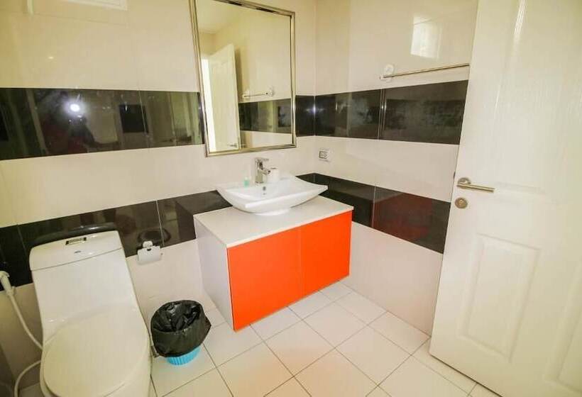 Art On The Hill By Psr Asia