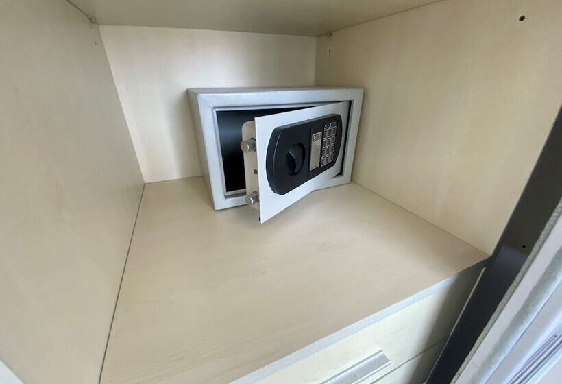 Art On The Hill By Psr Asia