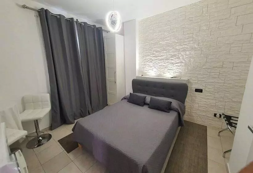 تختخواب و صبحانه Guest House Brezza Marina