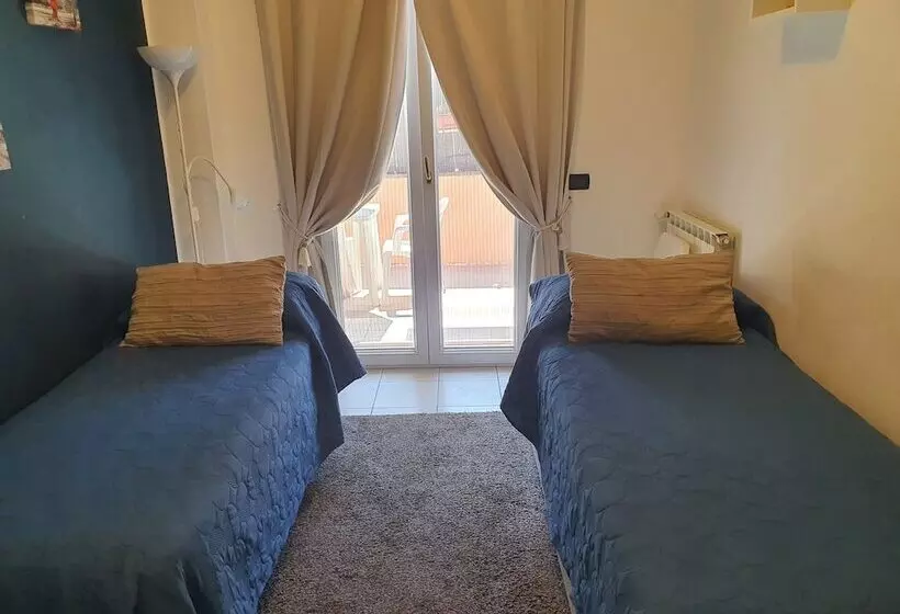 تختخواب و صبحانه Guest House Brezza Marina