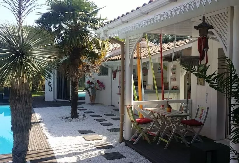 تختخواب و صبحانه Villa Caraîbes