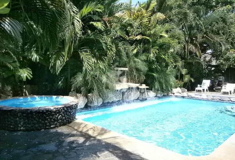 פונדק Apartotel Conchita