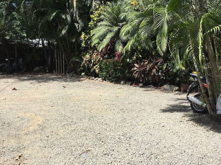 פונדק Apartotel Conchita