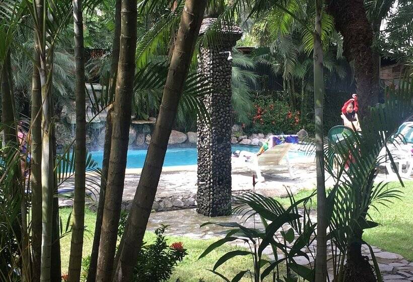 פונדק Apartotel Conchita