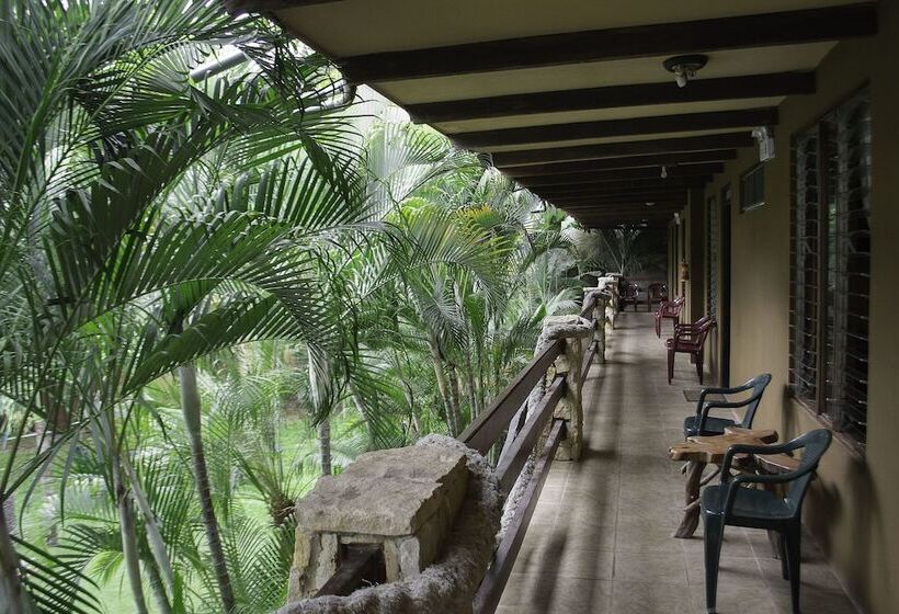 פונדק Apartotel Conchita