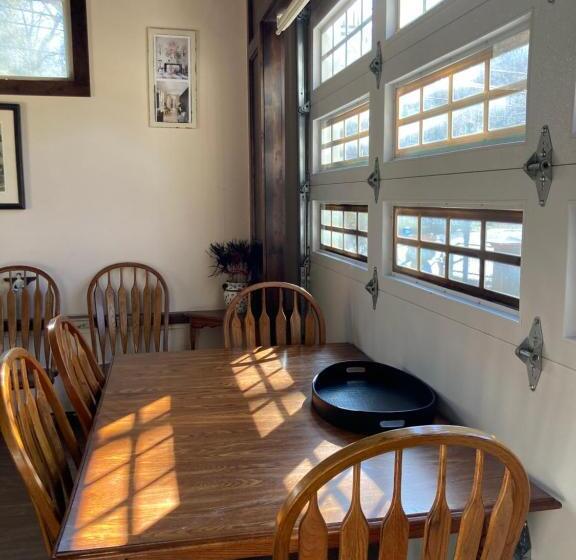 فندق All Seasons Treehouse Village