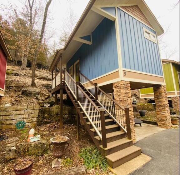 فندق All Seasons Treehouse Village