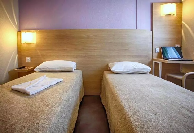 Hotelli Formule Club