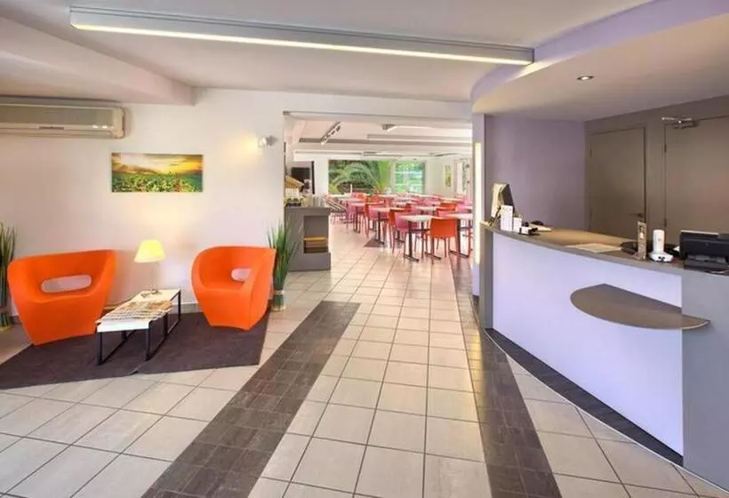 Hotelli Formule Club