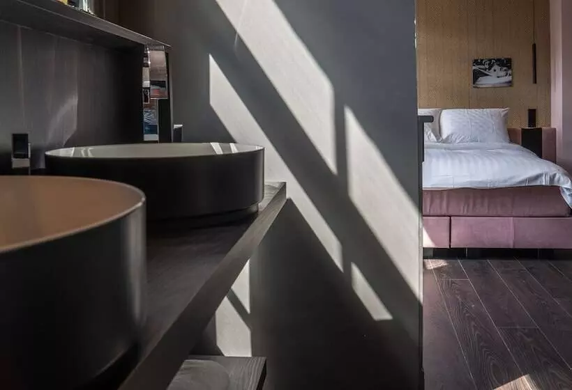 ホテル Frank Since 1666