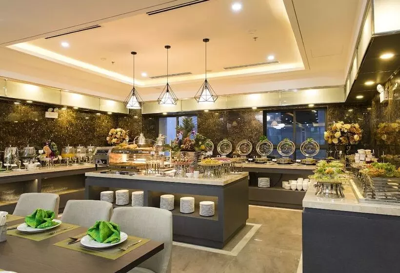 هتل Bn Center