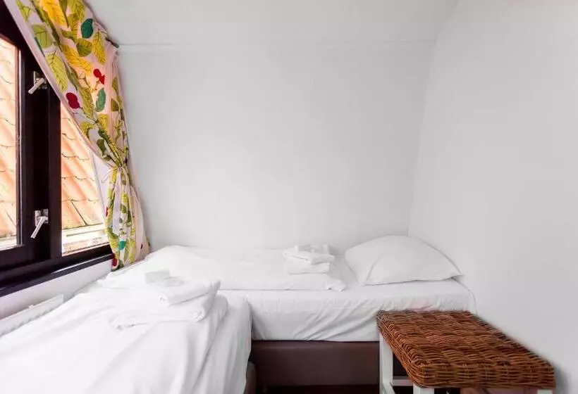 ホテル Heerlijkheid Bergen