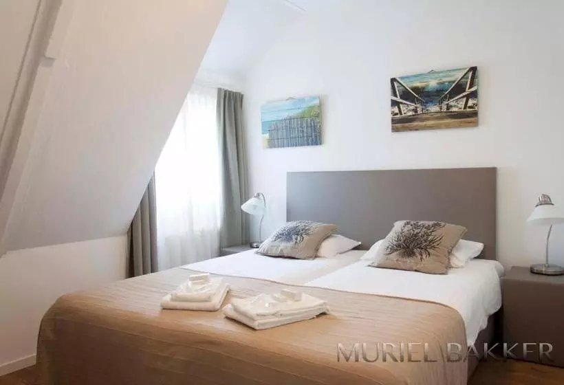 ホテル Heerlijkheid Bergen