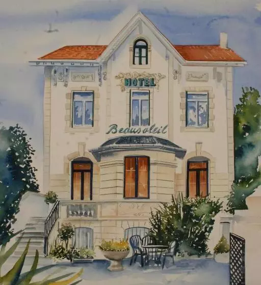 ホテル Hôtel Beausoleil