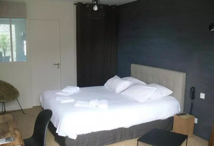 Hotelli L île ô Château