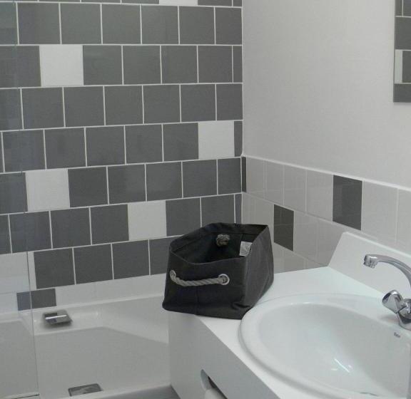 فندق L île ô Château