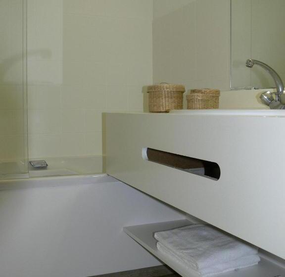 فندق L île ô Château