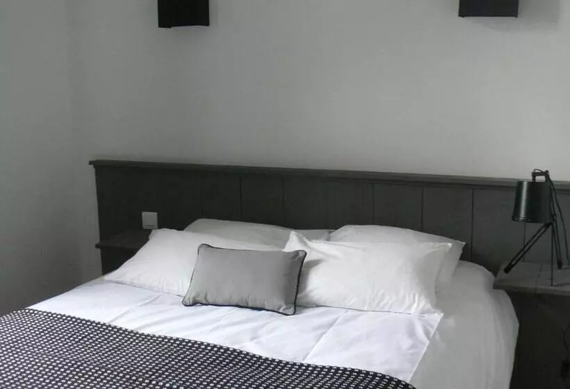 Hotelli L île ô Château