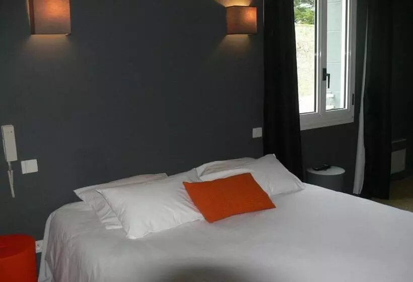 Hotelli L île ô Château