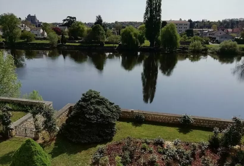 Hotelli Le Chalet Fleuri