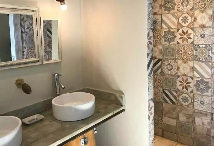 Hotelli Le Clos Des Bourges