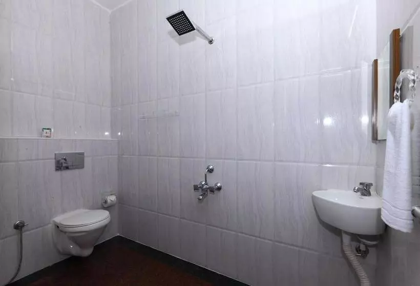 هتل Fabexpress Neighbour Inn - Nandambakkam