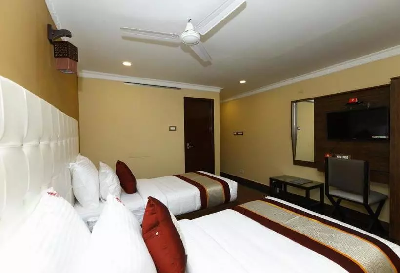 هتل Fabexpress Neighbour Inn - Nandambakkam