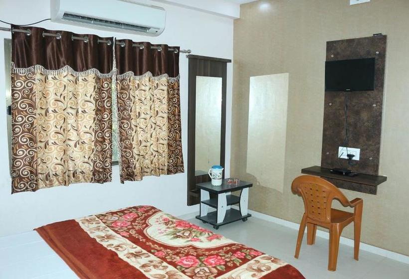 בית מלון כפרי Shree Nath