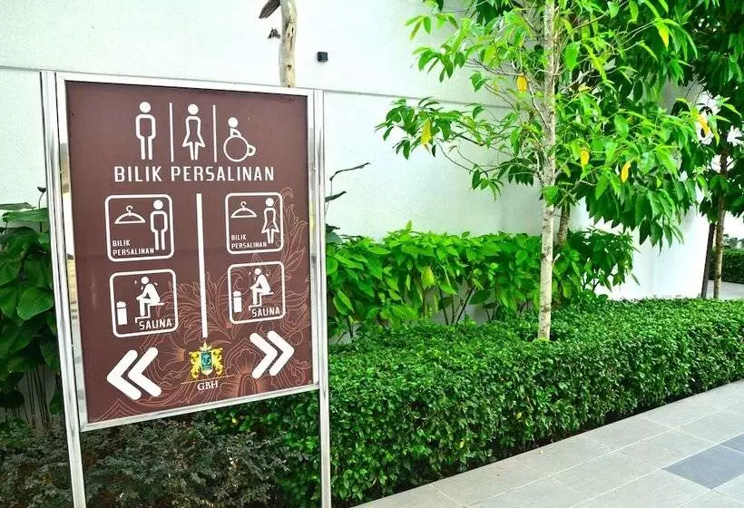 Hotelli Sri Beverly Hills Near Klia & Klia2 & F1