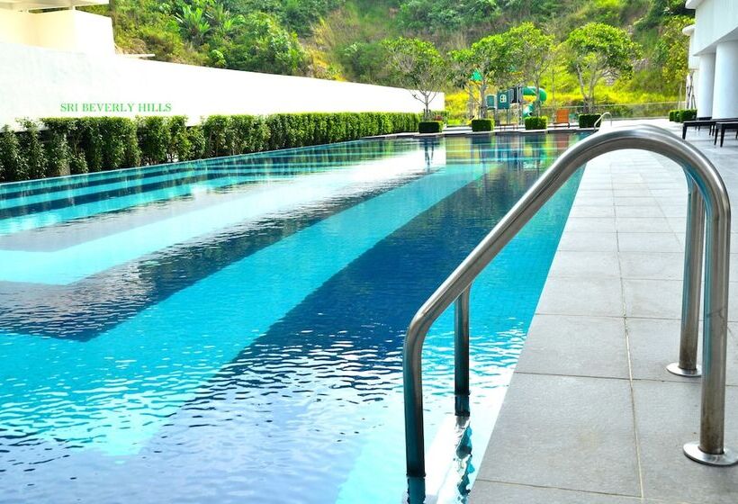 בית מלון כפרי Sri Beverly Hills Near Klia & Klia2 & F1