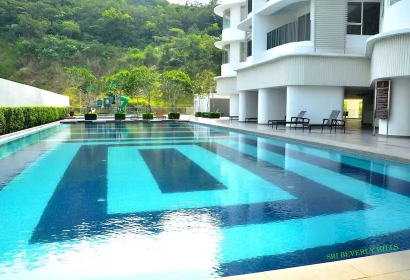 Hotelli Sri Beverly Hills Near Klia & Klia2 & F1