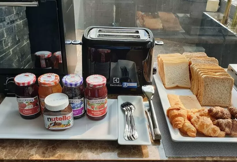 The Sriracha Residence