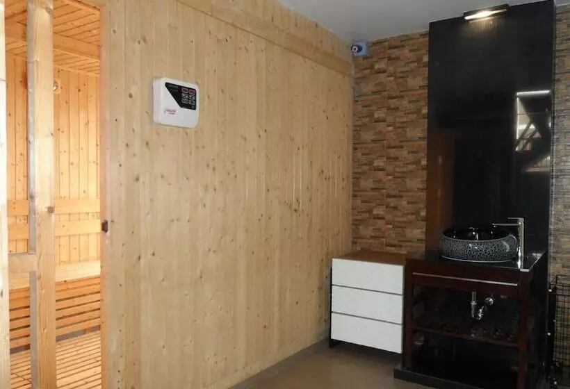 The Sriracha Residence