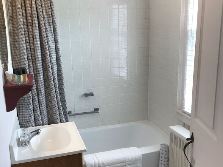 민박 Colonel Williams Inn