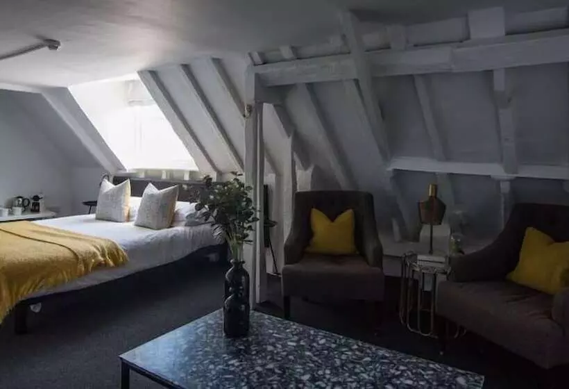 ベッドアンドブレックファースト Whitehouse Rye