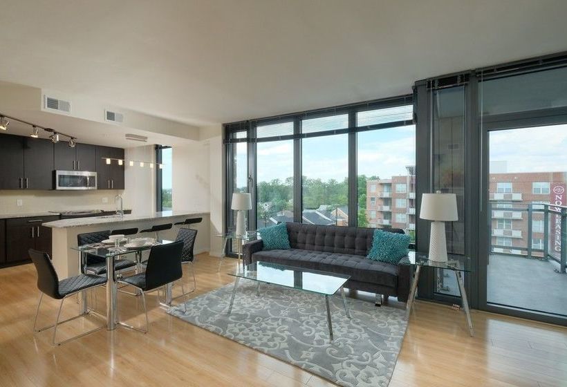 Global Luxury Suites In Downtown Bethesda
