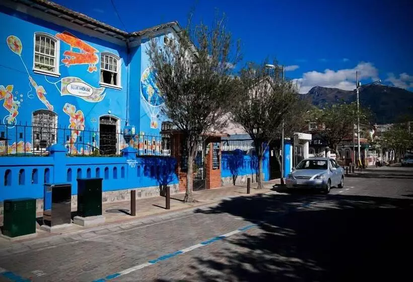 Hotelli Blue House Youth Hostel