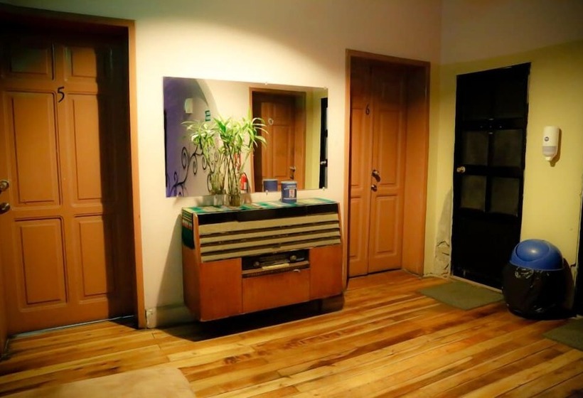 酒店 Blue House Youth Hostel