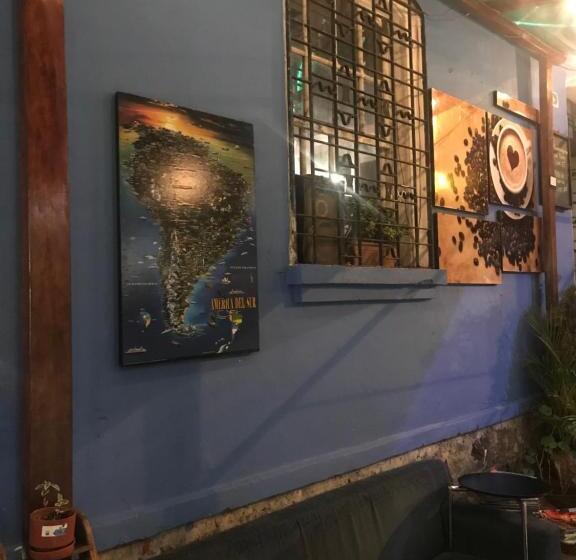 酒店 Blue House Youth Hostel