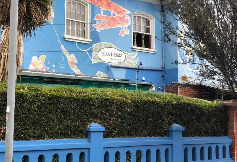 Hotelli Blue House Youth Hostel