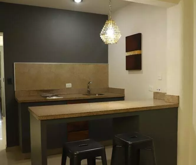 ホテル Homesuites Zaragoza