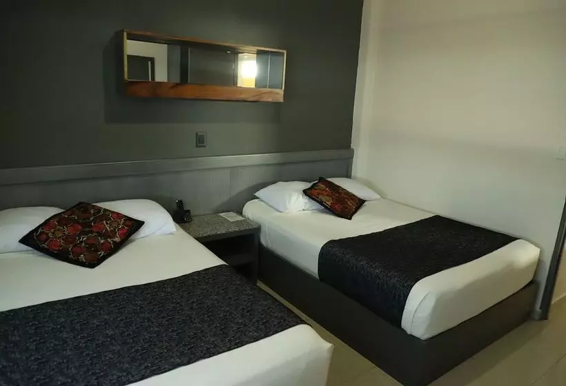 ホテル Homesuites Zaragoza