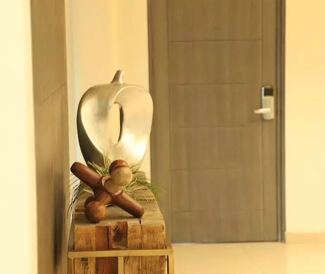 ホテル Homesuites Zaragoza