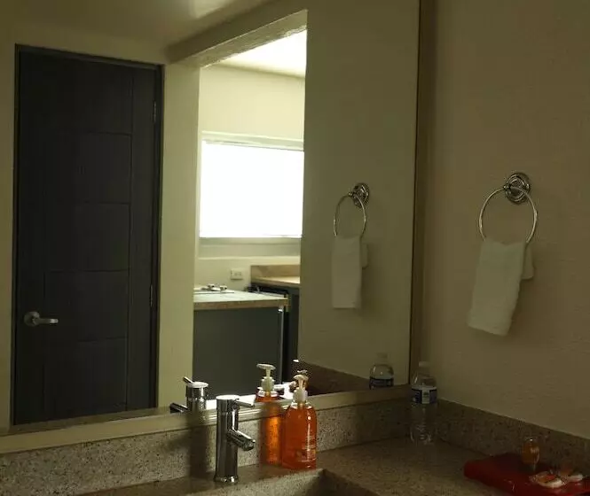 ホテル Homesuites Zaragoza